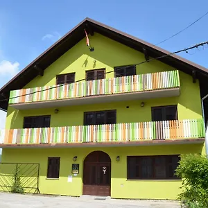 Planinarski Dom 